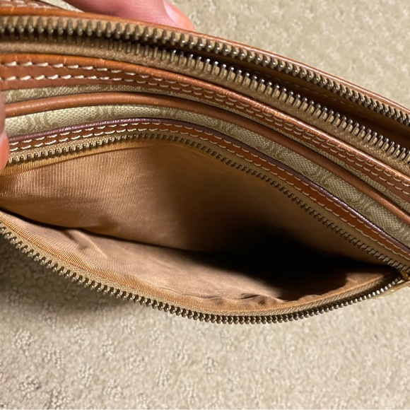 Authentic CELINE Macadam WRISTLET, cosmetics bag in light brown coated canvas. - Picture 7 of 10